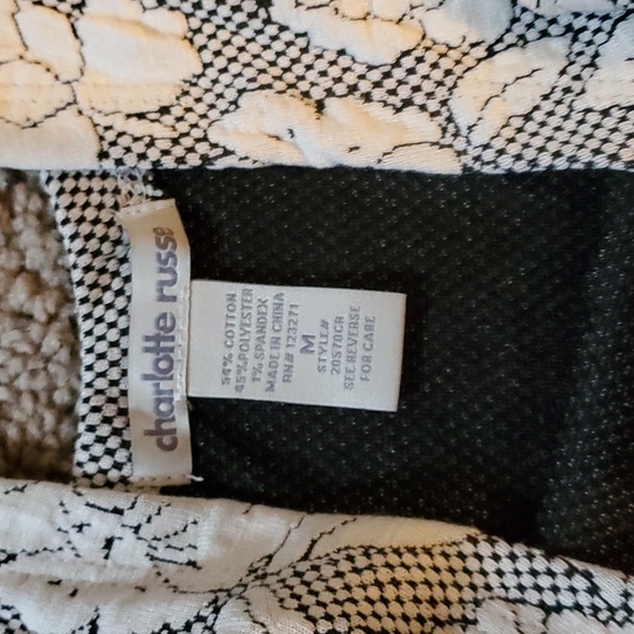 White floral dress - Picture 3 of 3